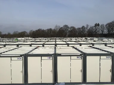 Large group of modular units arranged on site at the Seeth project
