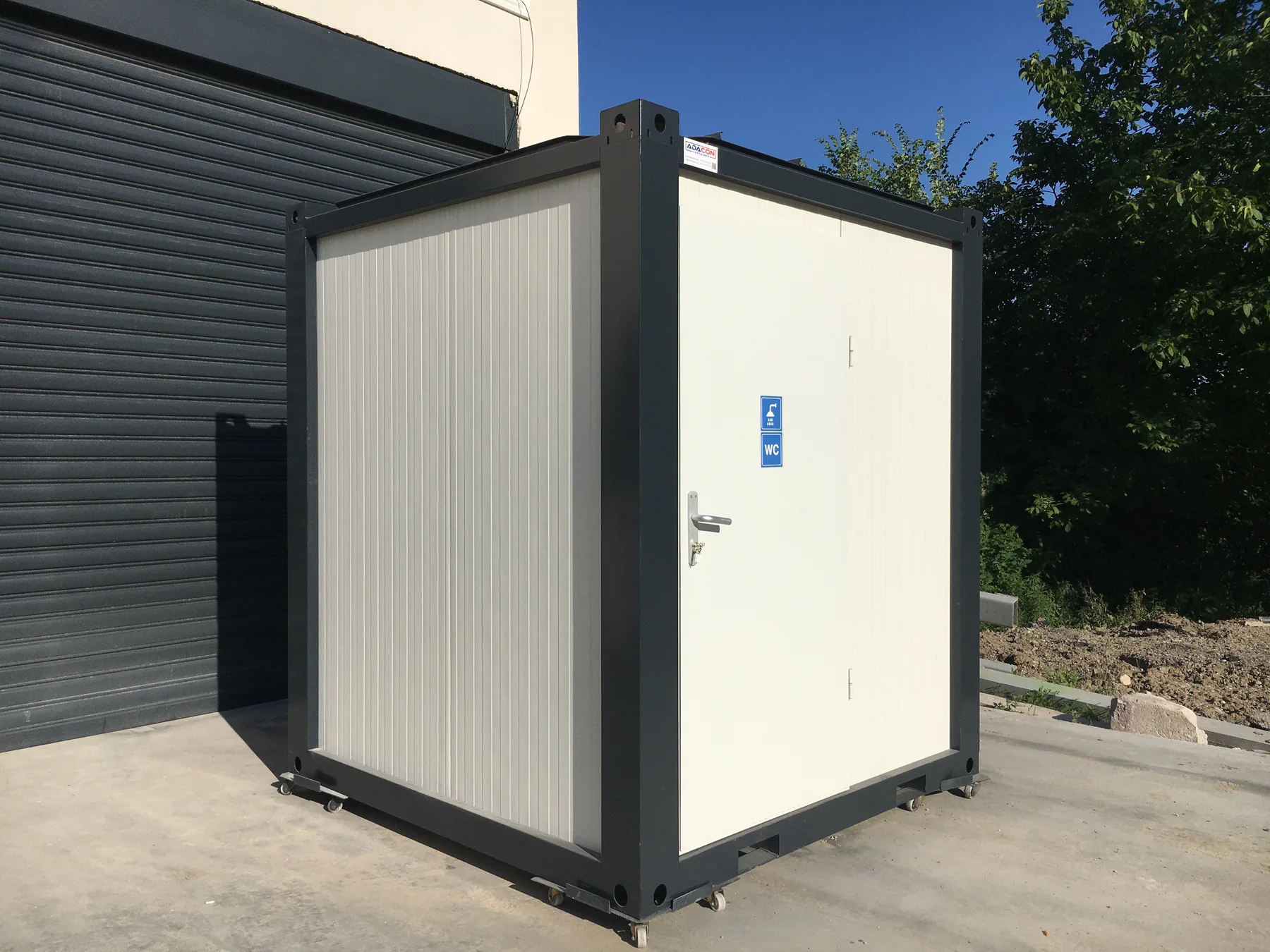 Individual sanitary modular unit with solid access door